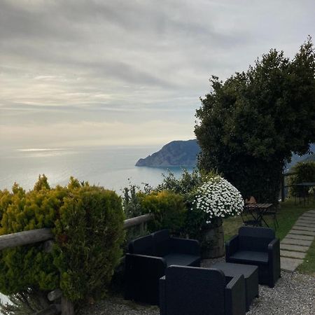 Casa Valeria Vernazza Luaran gambar